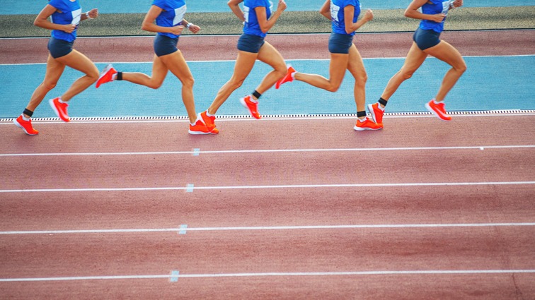 半场：罗马2-1波尔图，奥莫罗迪翁精彩倒钩，迪巴拉双响反超